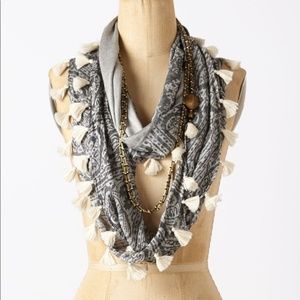 Floreat Anthropologie Tasseled Necklace Gray Scarf
